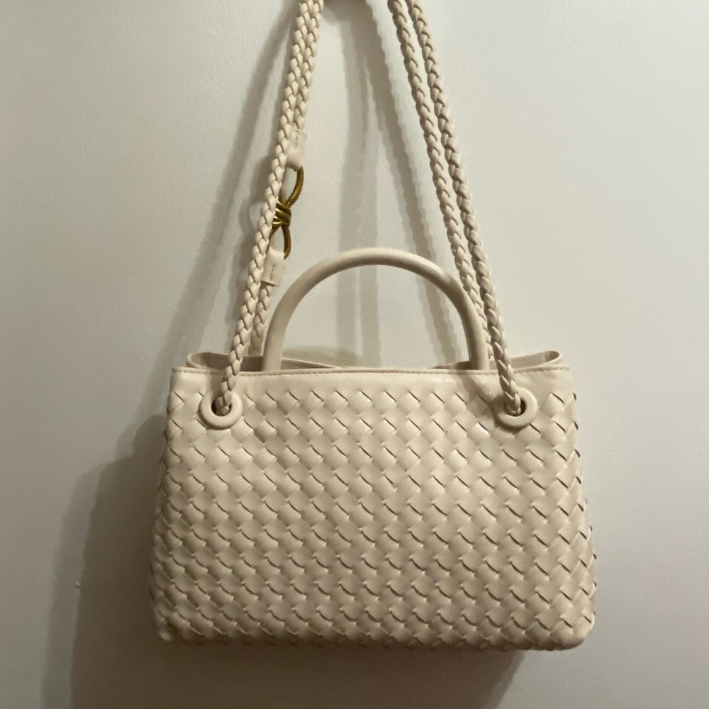 Braided vegan leather shoulder handbag/purse